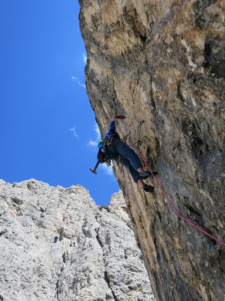 beim Einbohren der letzten Seillänge