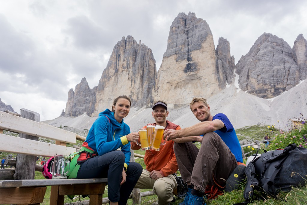 die Diskussionen über die Bewertungen beginnen immer mit einem Bier